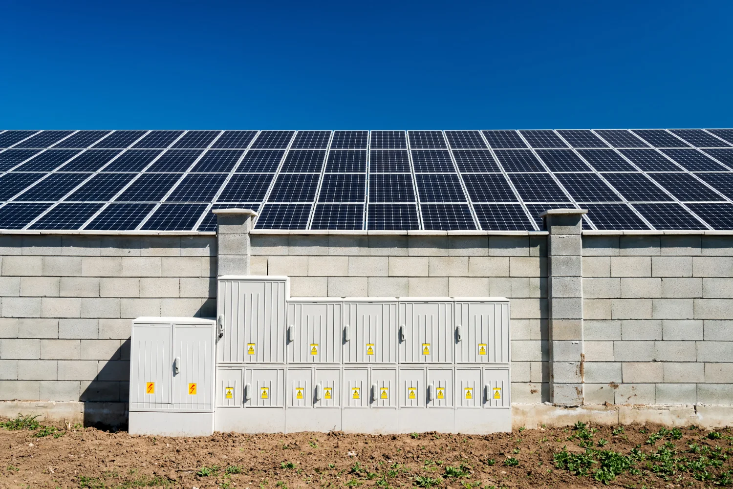 Solar Battery Storage: Enhancing Renewable Energy Independence